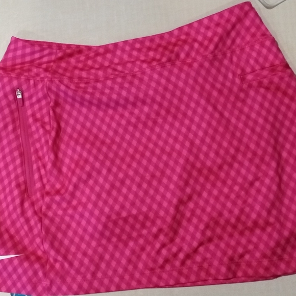 Skirt - Picture 2 of 3